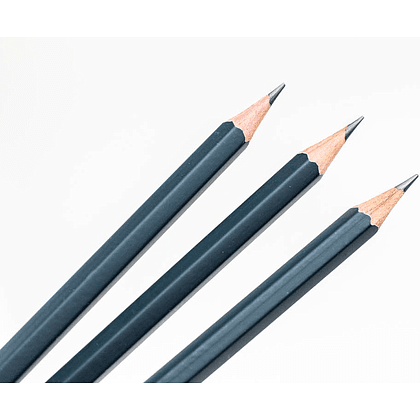 Карандаш чернографитный "Малевичъ Graf'Art", 4Н - 3