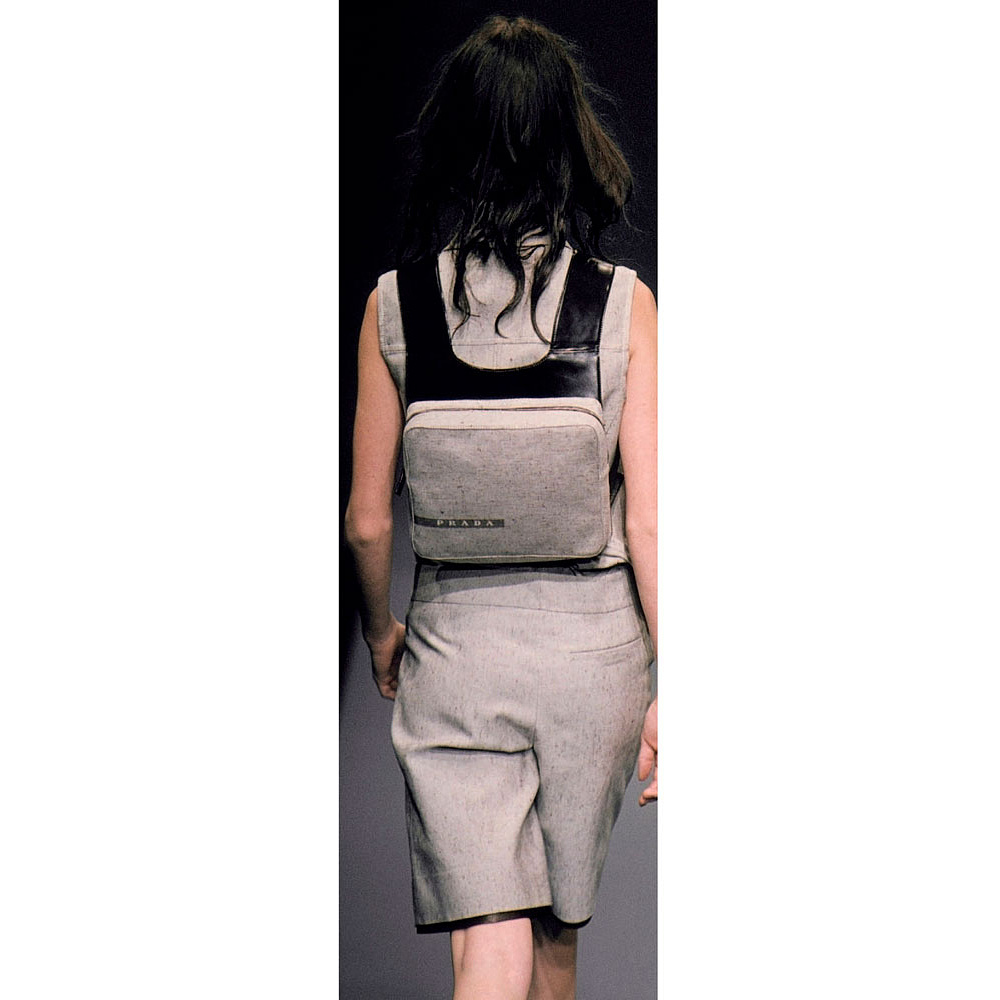 Книга "PRADA. История модного дома", Лэйа Фэрран Грейвс - 2
